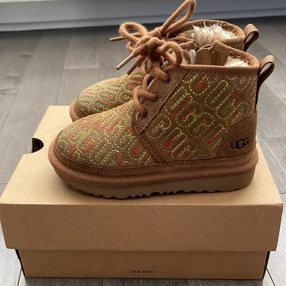 UGG Other - Uggs Toddler size 9C